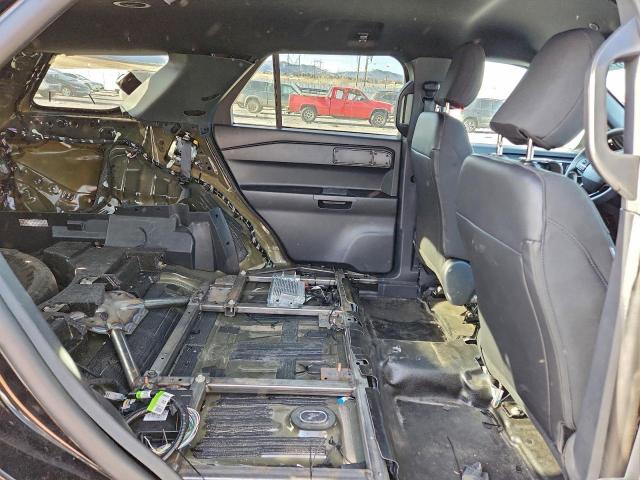 Ford Explorer Police Interceptor Image 10