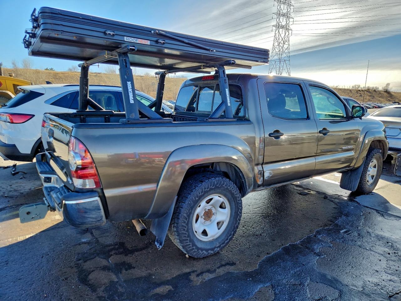 Toyota Tacoma Double Cab Prerunner Image 2