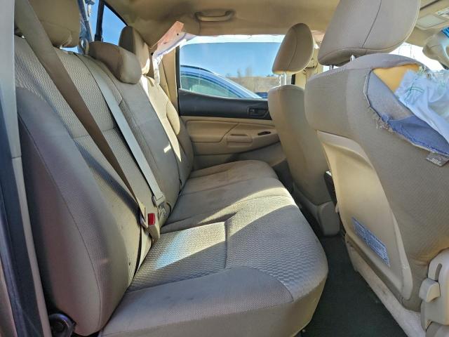 Toyota Tacoma Double Cab Prerunner Image 9