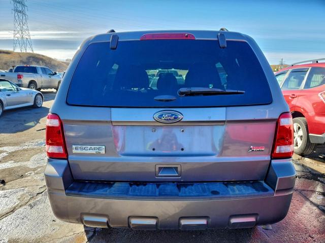 Ford Escape Xlt Image 3