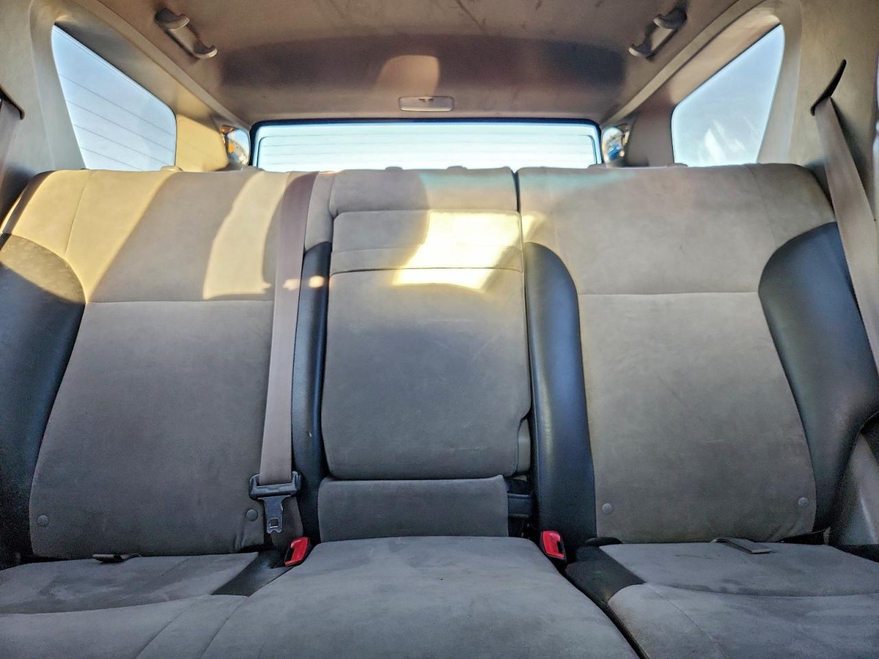 Toyota 4Runner Sr5 Image 3