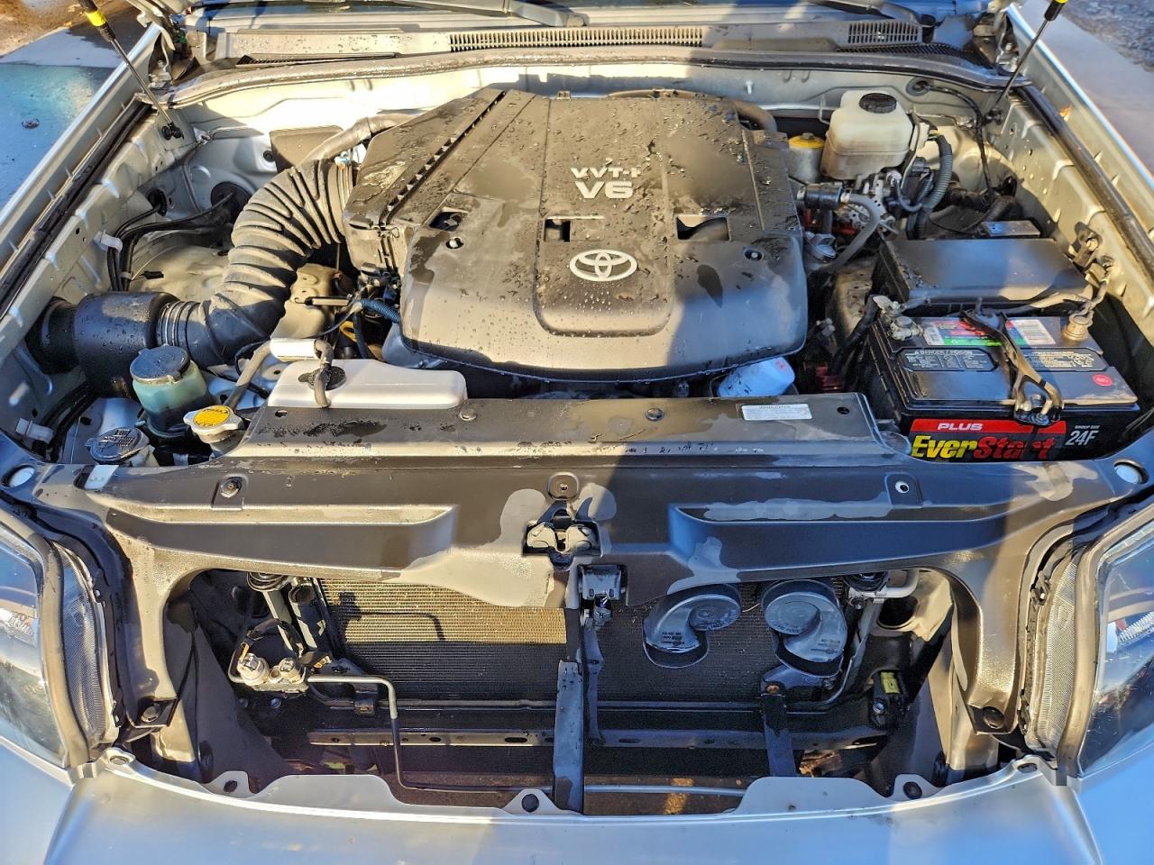 Toyota 4Runner Sr5 Image 7