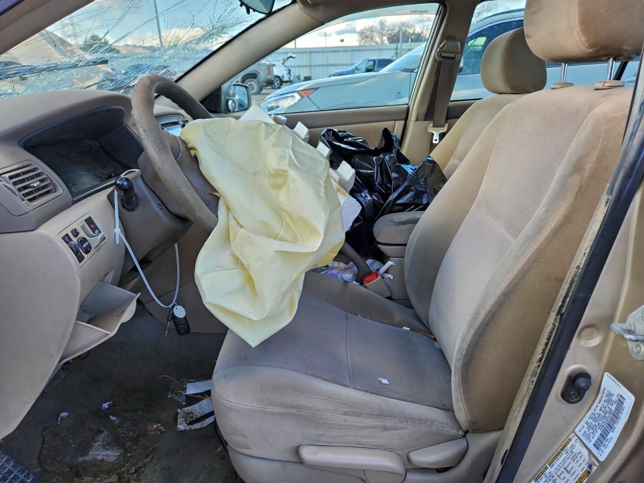 Toyota Corolla Ce Image 7