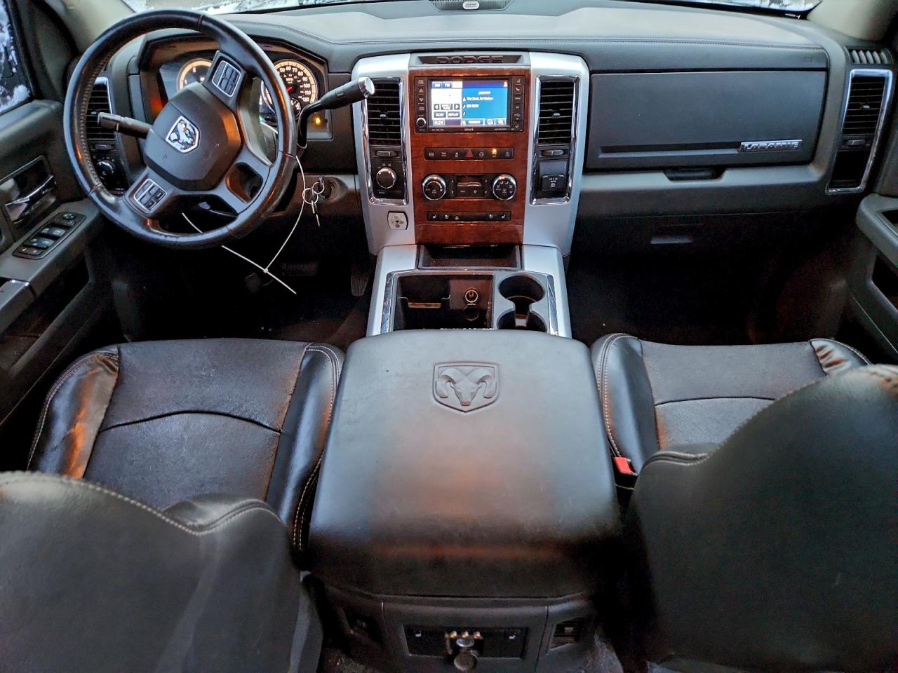 Dodge Ram 2500 Laramie Image 6