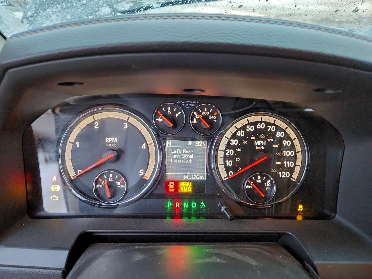 Dodge Ram 2500 Laramie Image 10