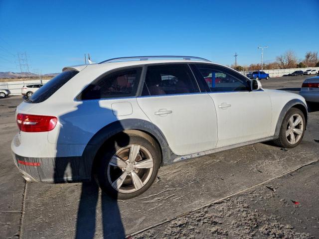 Audi A4 Premium Image 3