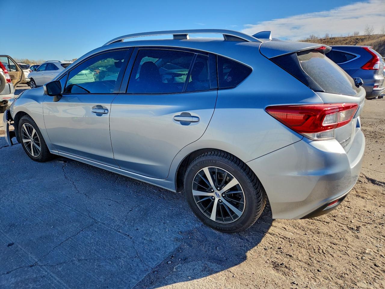 Subaru Impreza Premium Image 2