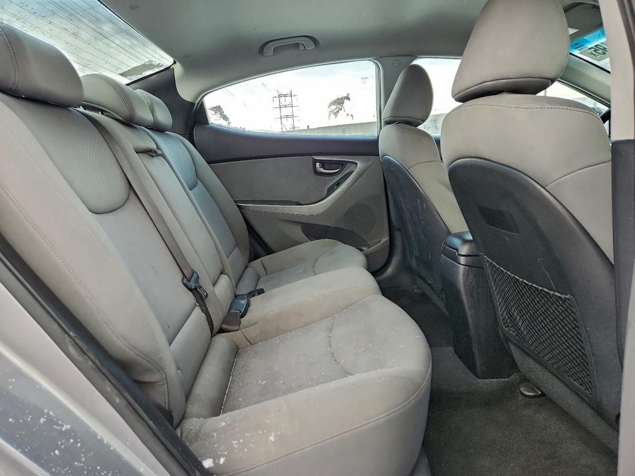 Hyundai ELANTRA Gls Image 3