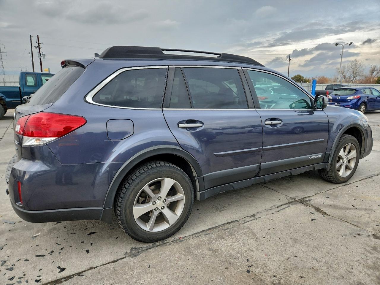 Subaru Outback 3.6r Limited Image 8
