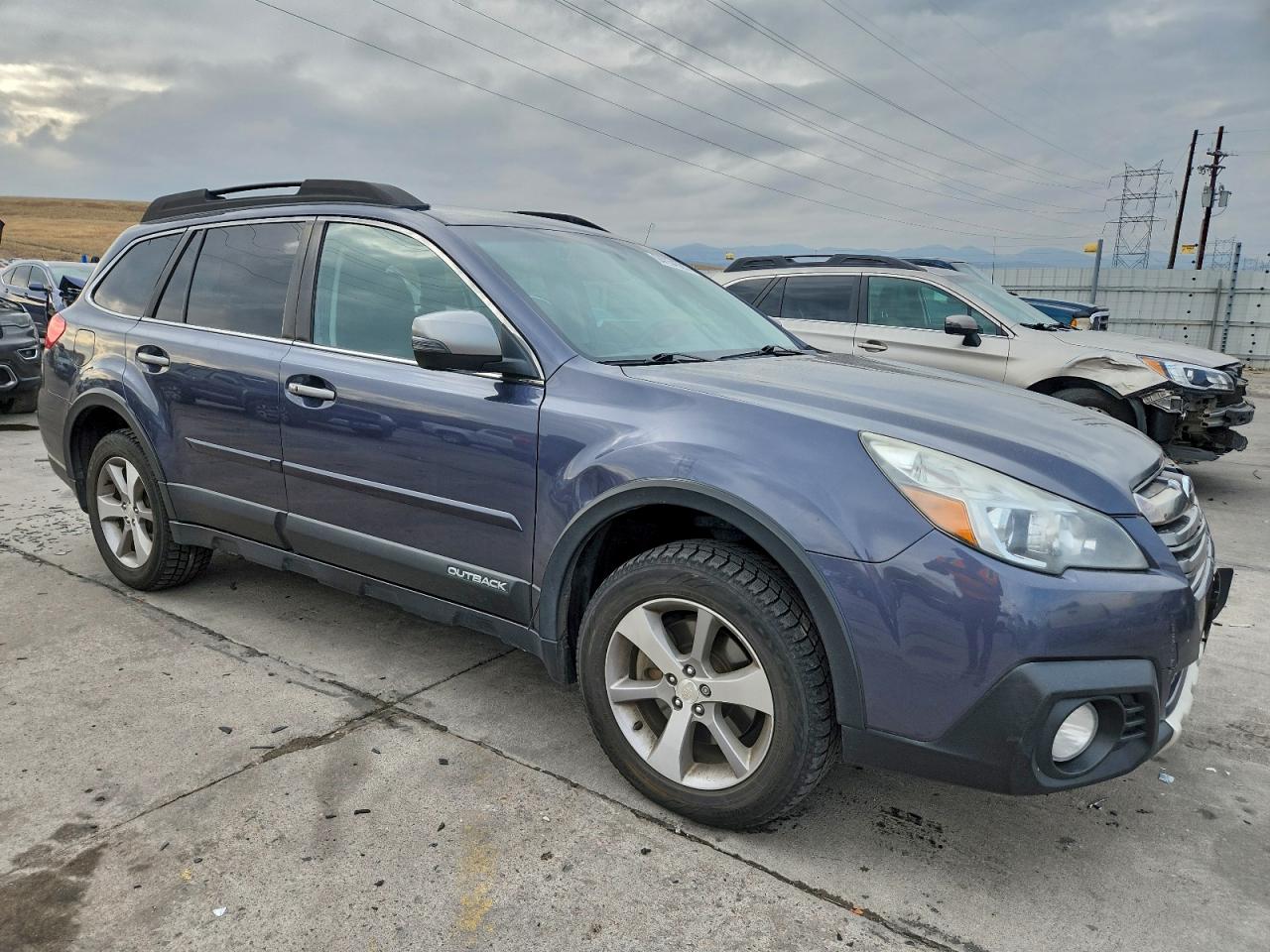 Subaru Outback 3.6r Limited Image 12