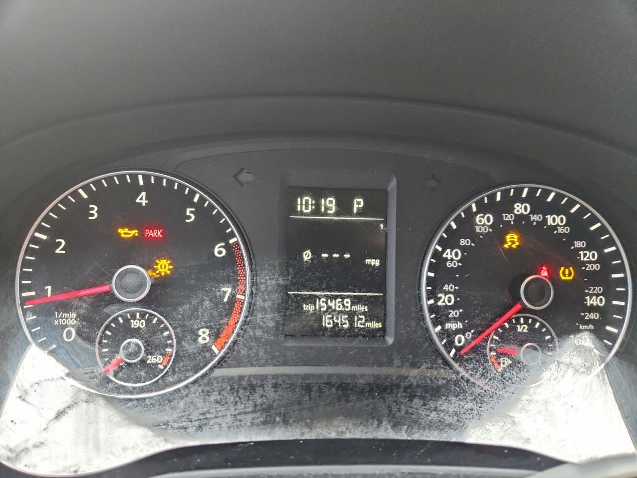 Volkswagen Passat S Image 4