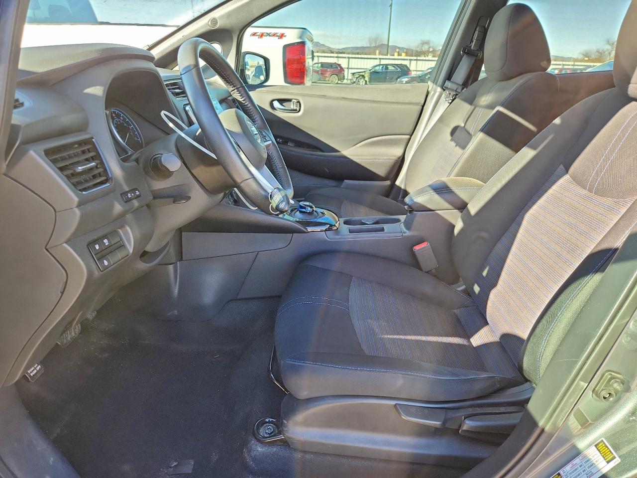 Nissan LEAF S Image 5