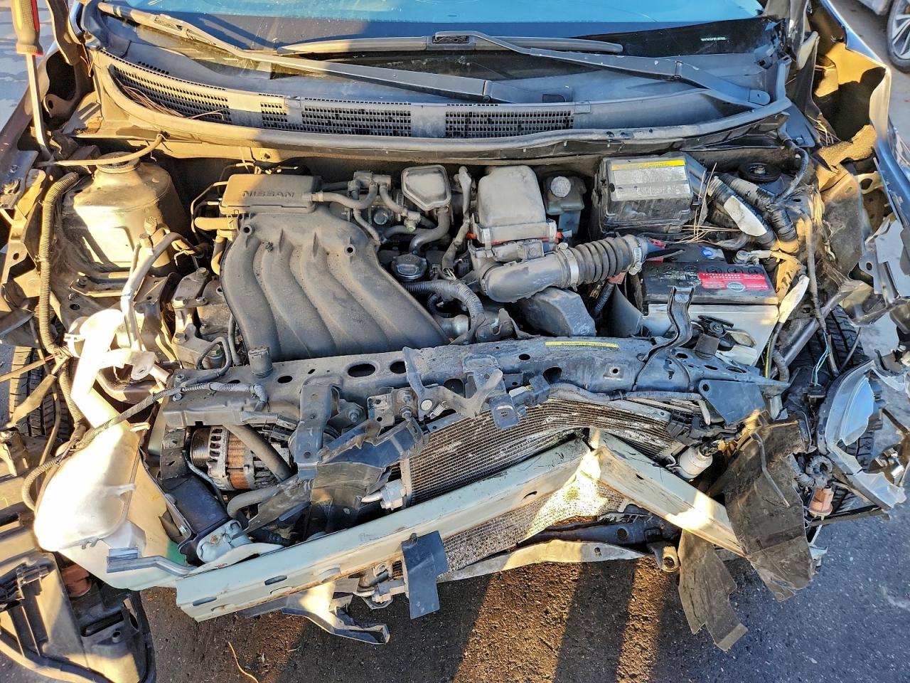 Nissan Versa S Image 9